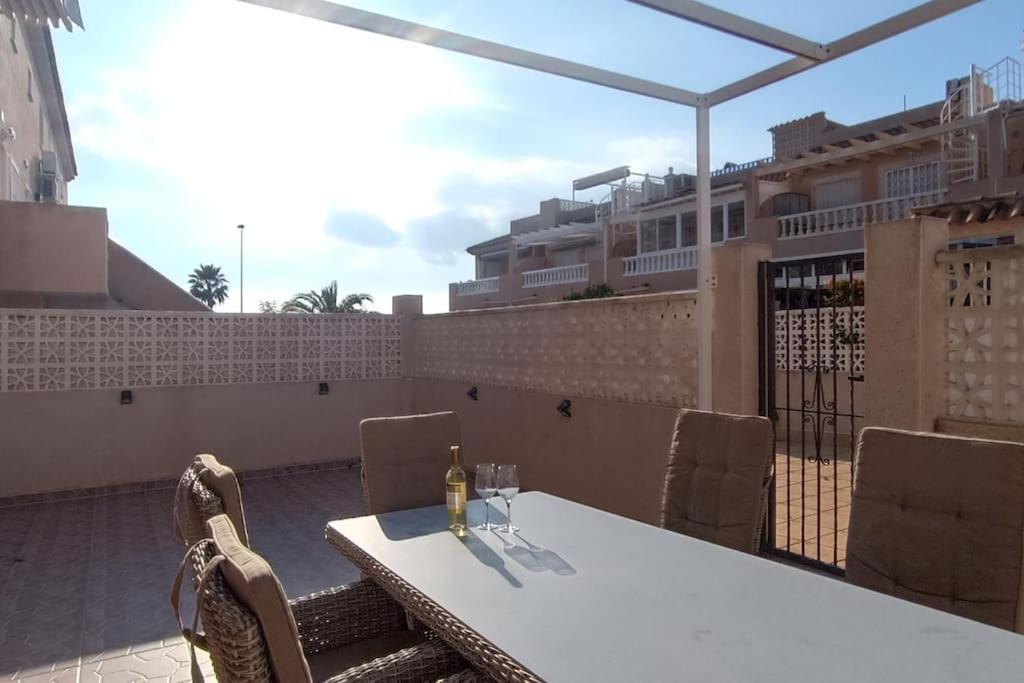 Pmt10 - Townhouse Bravomar 8, Pool, 4 Bedroom Torrevieja Luaran gambar